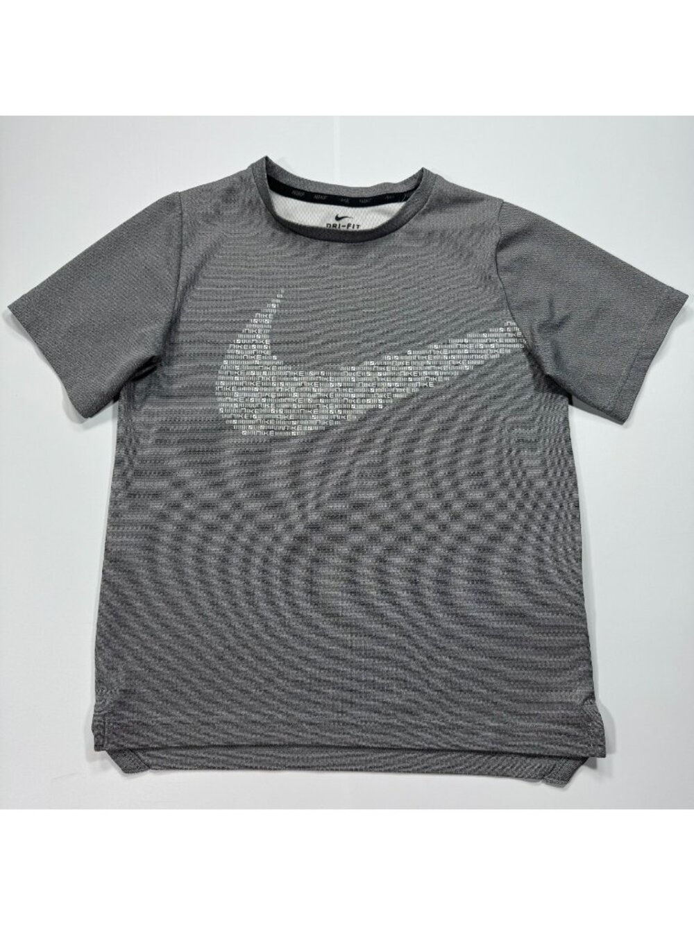 Nike Dri-FIT T-Shirt Women M Gray Polyester Swoosh Logo Athletic Gym Performance